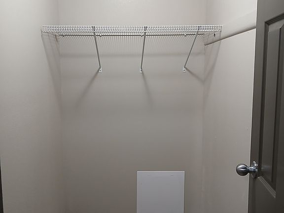 Walk in closet