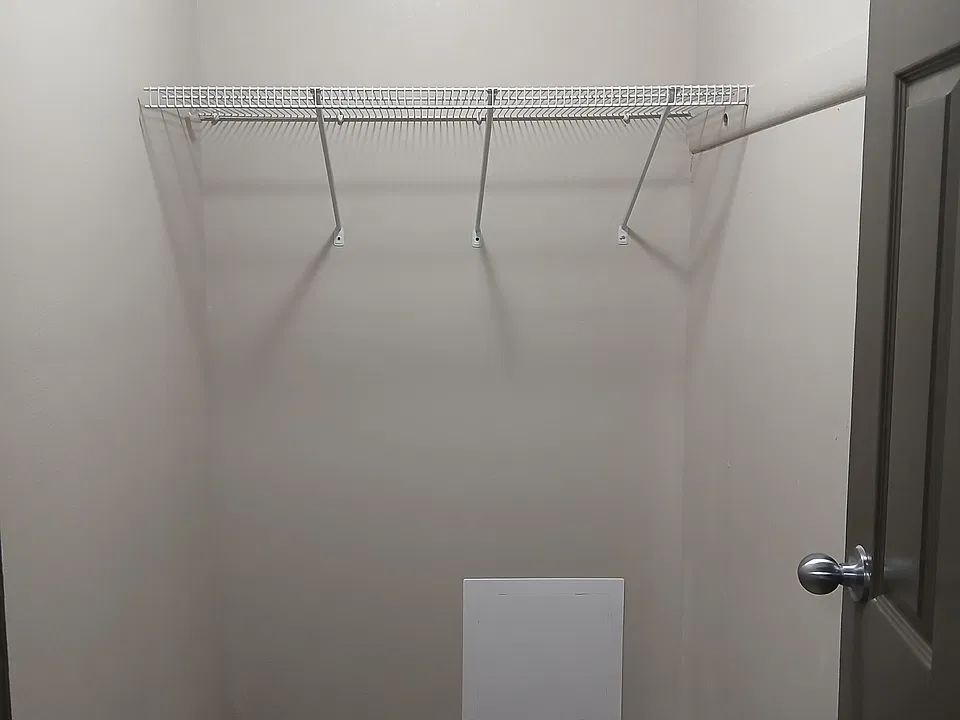 Walk in closet