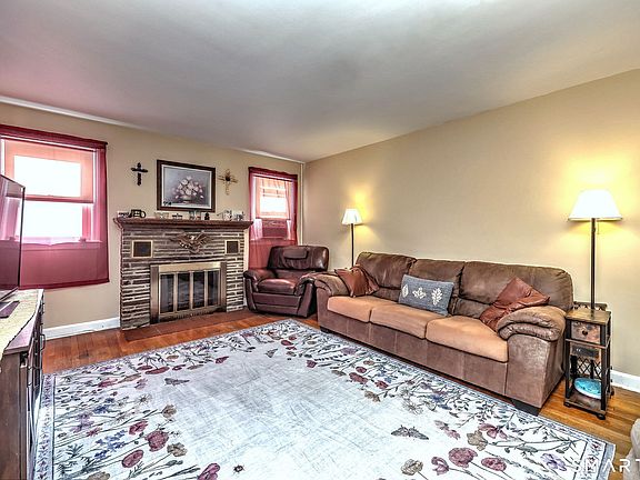 4th image of 54 Aldo Street
