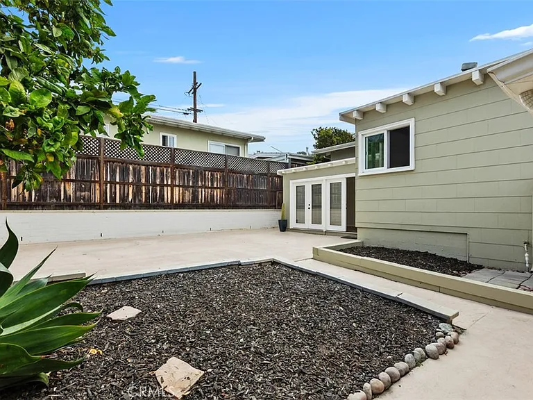 31726 Virginia Way — Photo 29