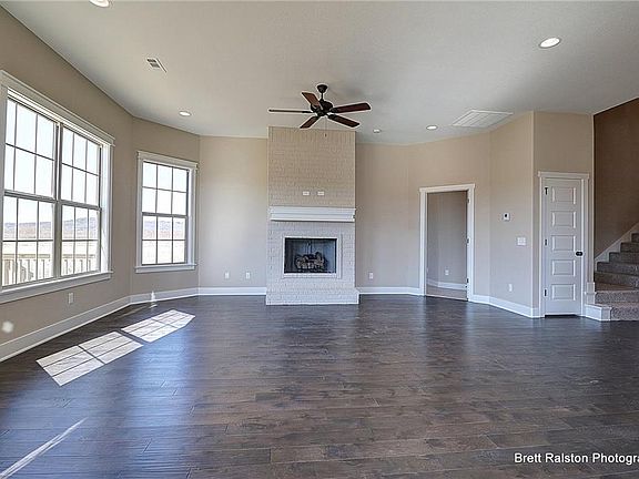 4th image of 2483 S Cobalt Ave