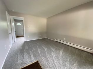 8314 Hahn St, Utica, MI 48317