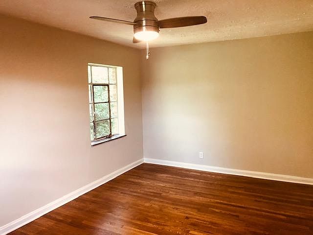 1st image of 704 Saint Joseph Ln APT 7