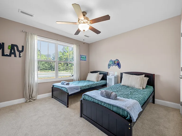 1147 Eagles View Dr — Photo 21
