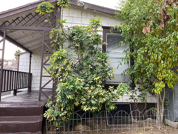 5th image of 2258 Duane St