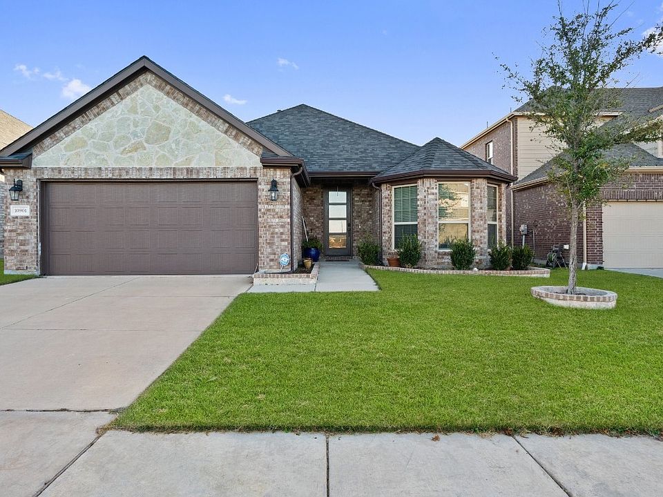 1st image of 10901 Braswell Way