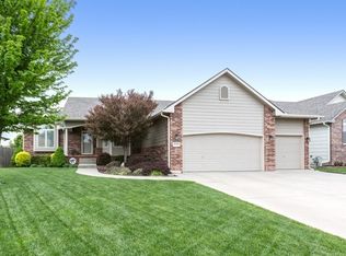 8206 E Old Mill St, Wichita, KS 67226