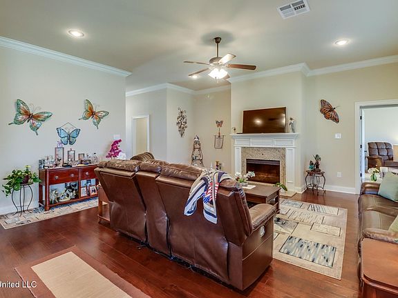 5th image of 7559 Alex Ct