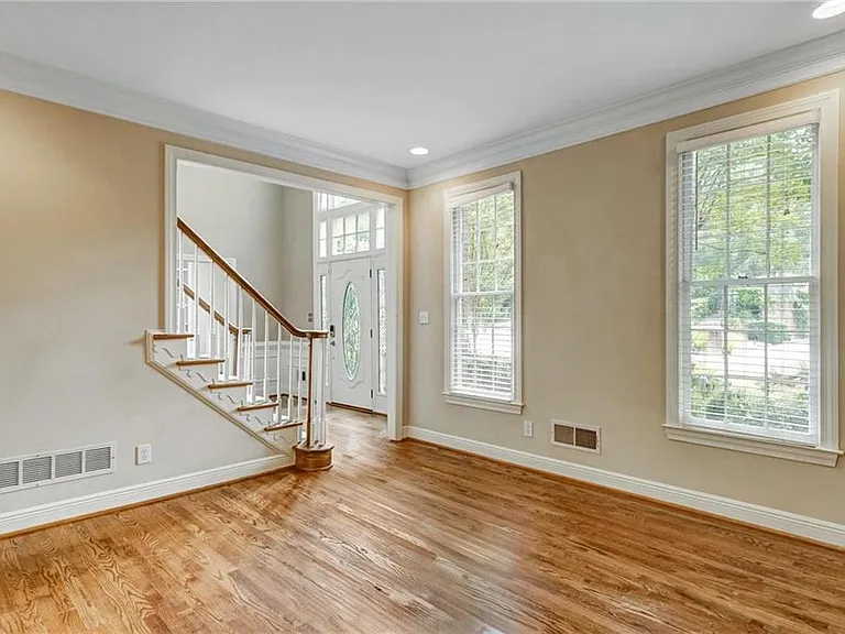 510 Jacaranda Ct — Photo 11