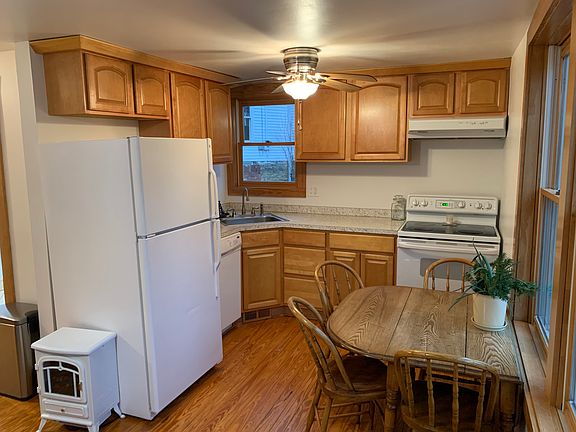 5th image of 327 1/2 W Maple St