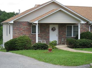 209 Hunter Hills Cir APT 1, Bristol, TN 37620