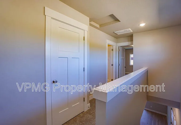 2331 E Otter Loop #A — Photo 12