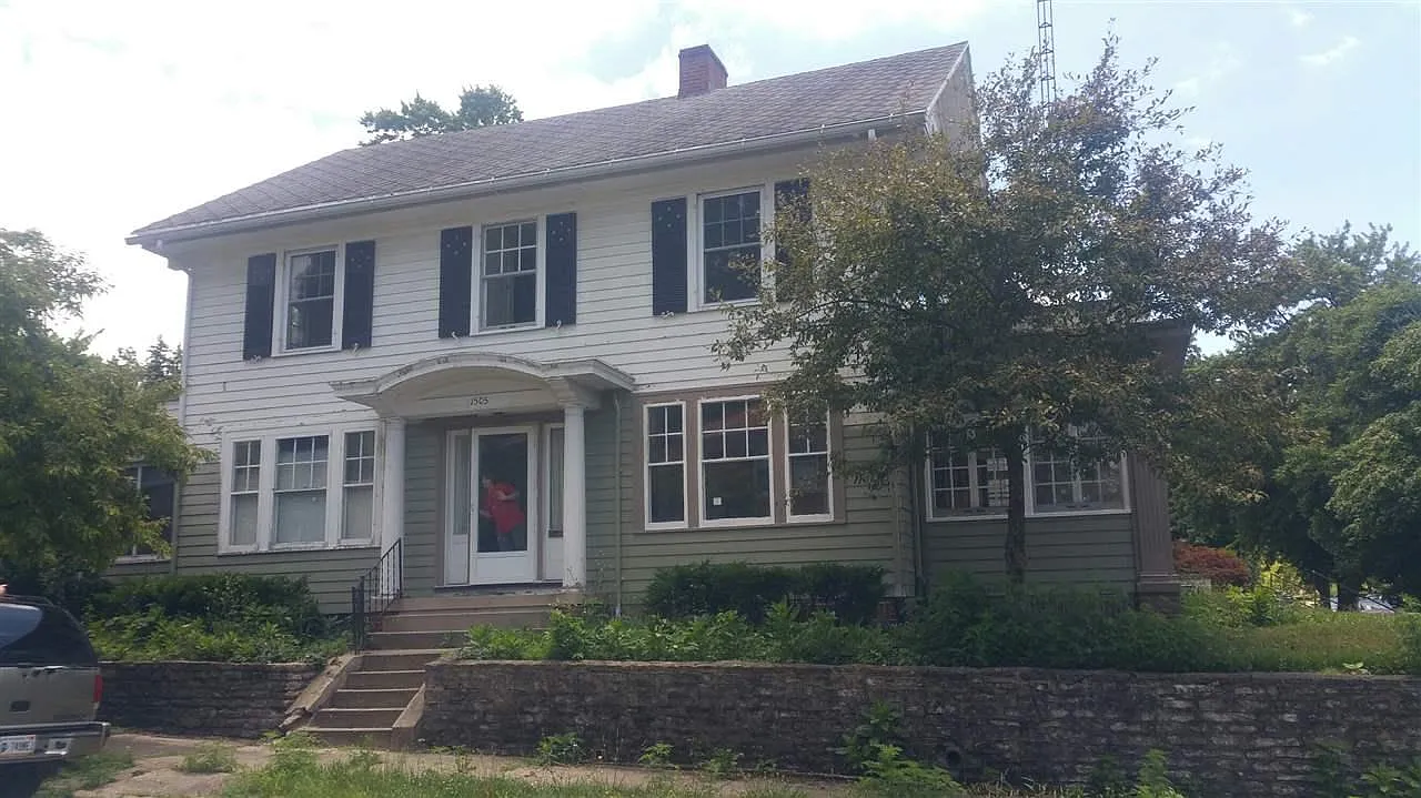 1505 S D St photo 1