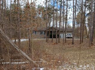 2208 Vernor Rd, Lapeer, MI 48446