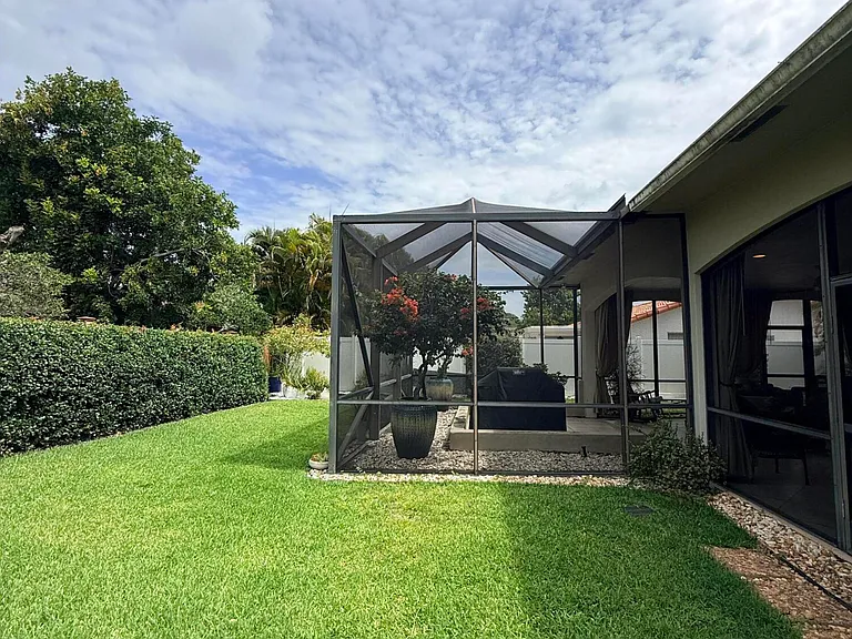 3509 NW 26th Ct — Photo 32