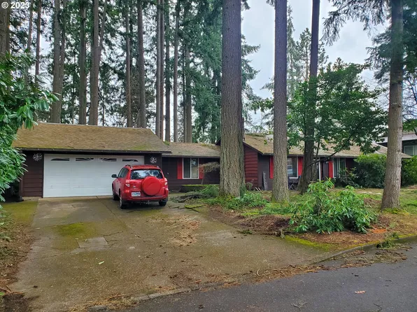 21791 S Foothills Ave, Oregon City, OR 97045