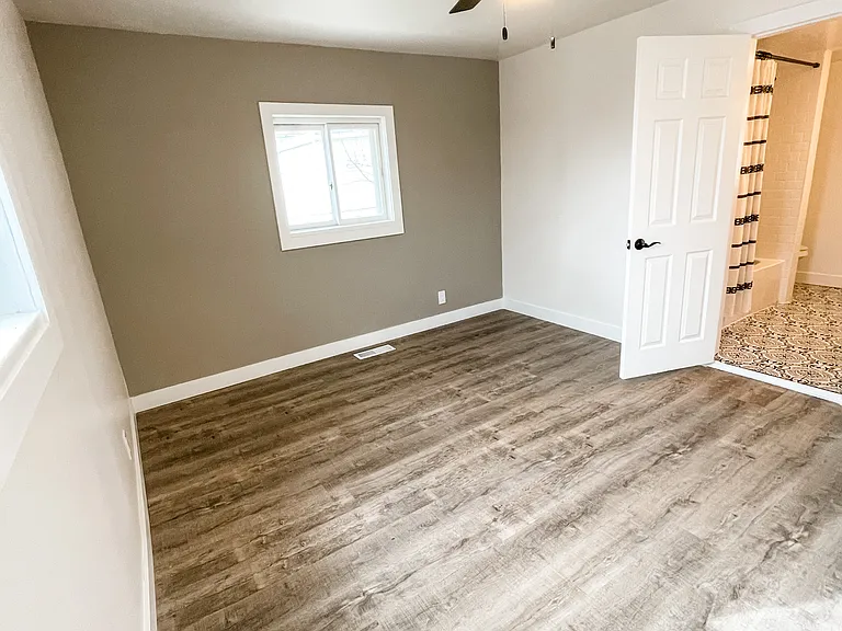 1611 Warren Ave — Photo 8