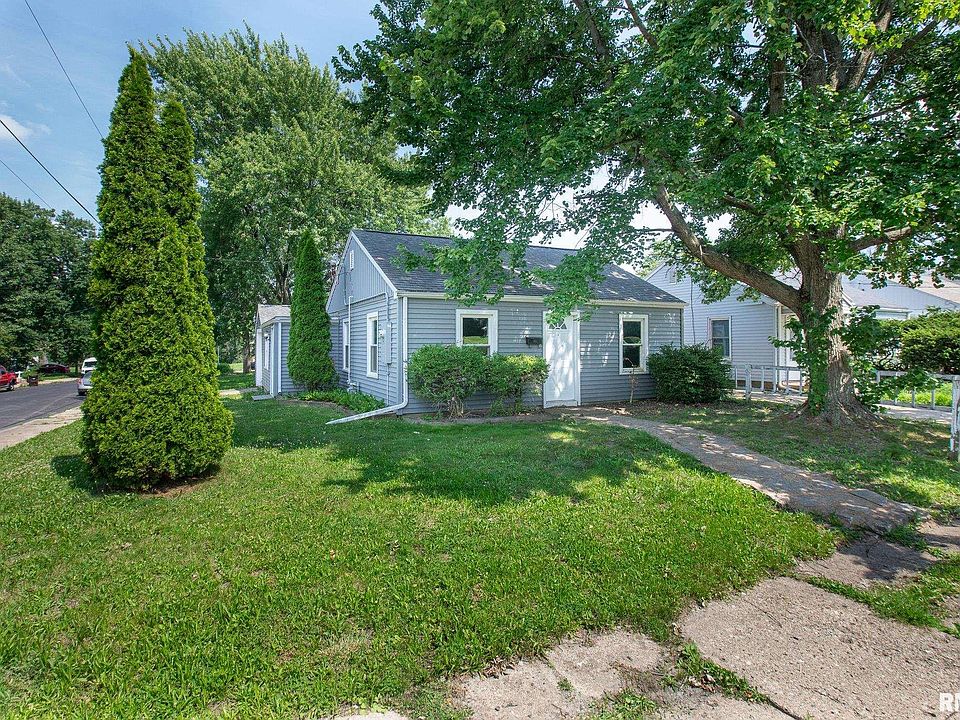 1st image of 4216 N Ashton Ave