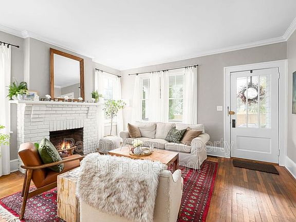 4th image of 3 Clairmont Ave