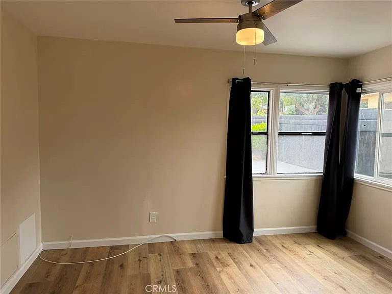 3082 Thurin Ave — Photo 32