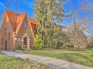 711 W Delaware Ave, Urbana, IL