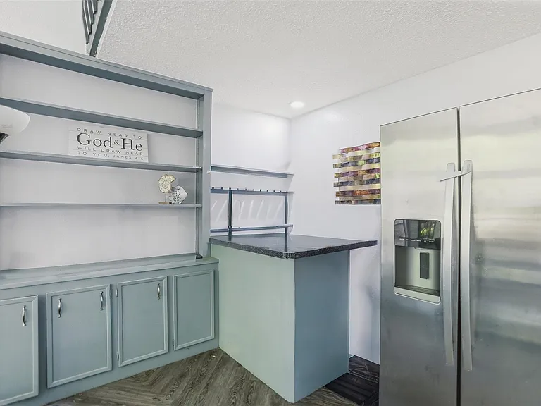 20713 Harvest Hill Ln — Photo 7