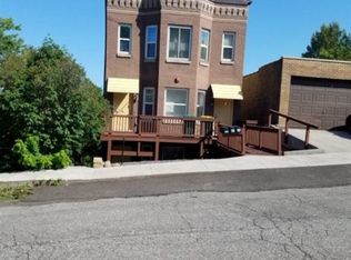 516 W 5th St, Duluth, MN 55806