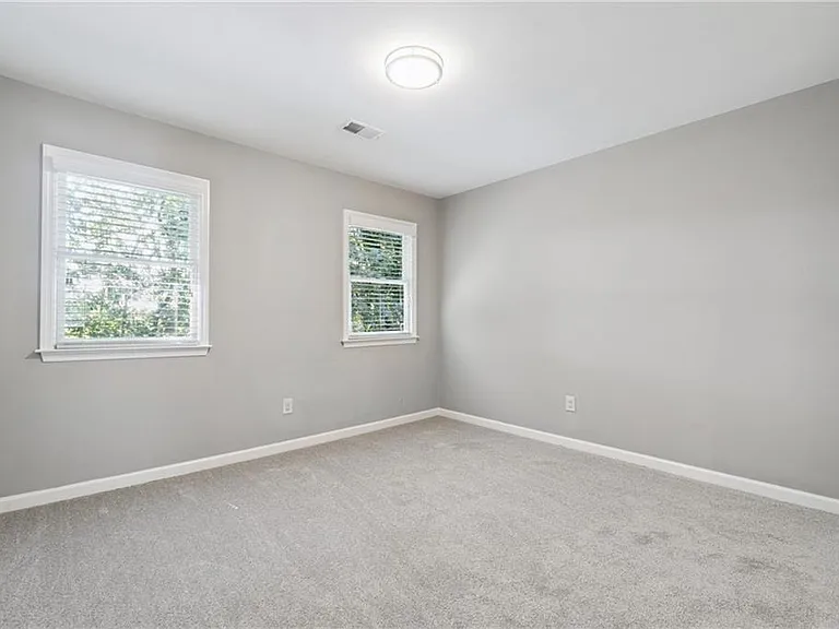 3761 Ridge Rd SE — Photo 19