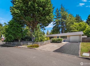 422 210th St SW, Lynnwood, WA 98036