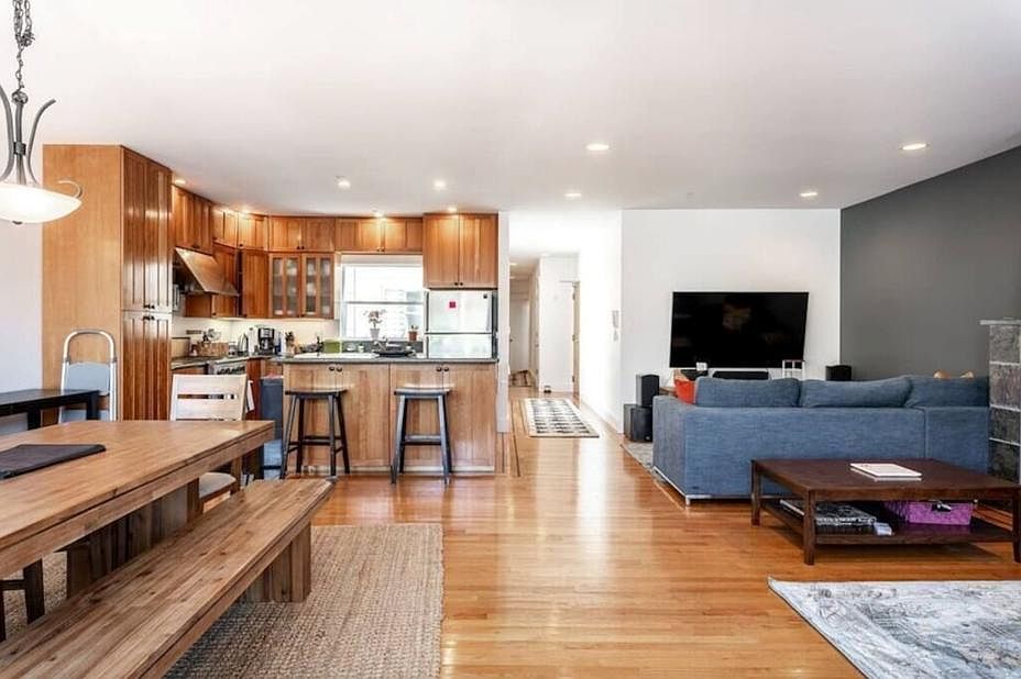 1st image of 3637 18th St APT 1