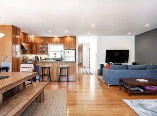 3637 18th St APT 1, San Francisco, CA 94110