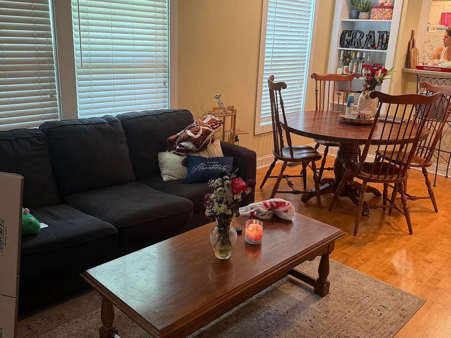4 bed, 1971 sqft, $3,200 — Photo 3