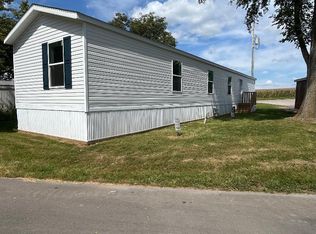 5900 Osage Rd, Waterloo, IA 50703