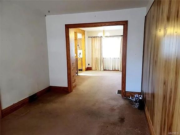 Entry from living room to dining room