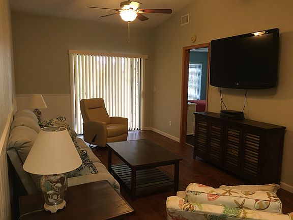 2nd image of 173 Breezeway Ct