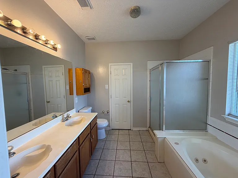 13403 Agarita Ln — Photo 27