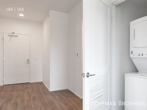 5th image of 254 Church Ave #204