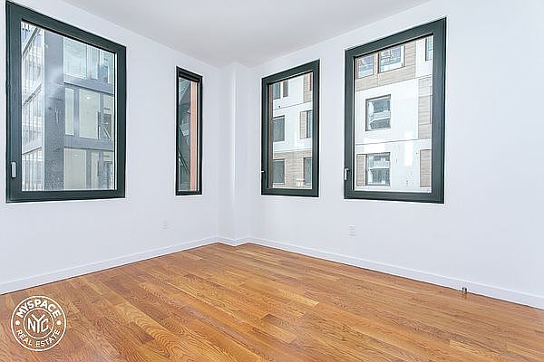 1st image of 123 Melrose St APT 251