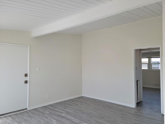 4th image of 11903 Vanowen St #8