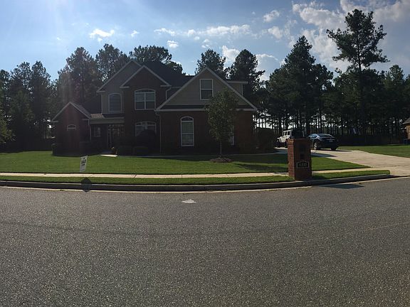 3rd image of 610 Foxborough Ln