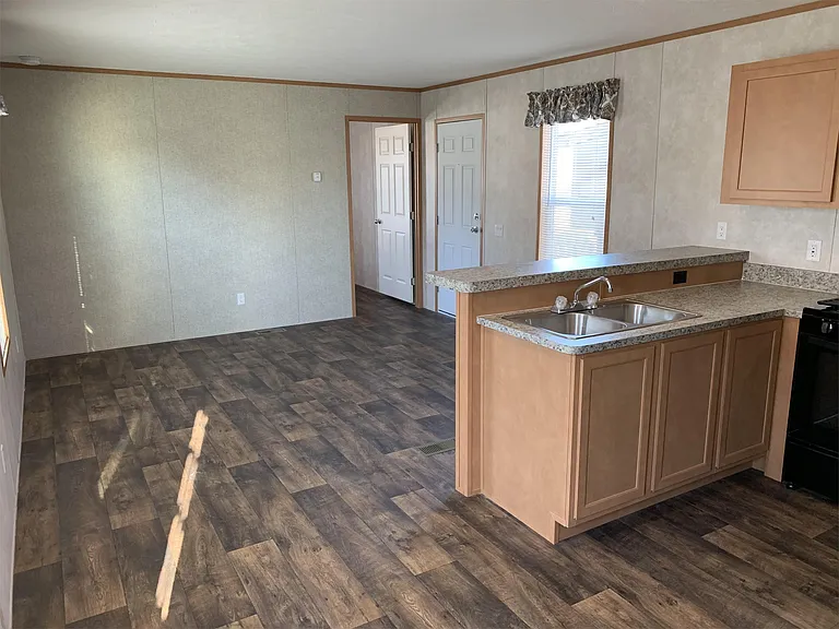 2955 Dekalb St #2 — Photo 8