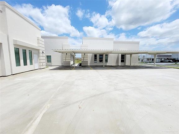 2nd image of 3701 Bella Costa Dr #5