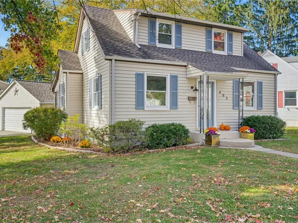 402 Constitution Ave, Hellertown, PA 18055