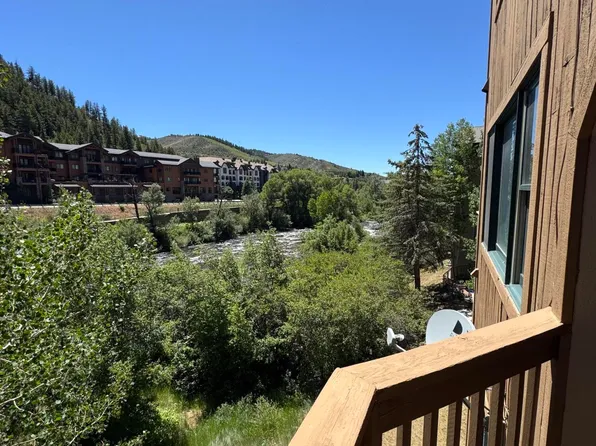 270 Hurd Ln #D202, Avon, CO 81620