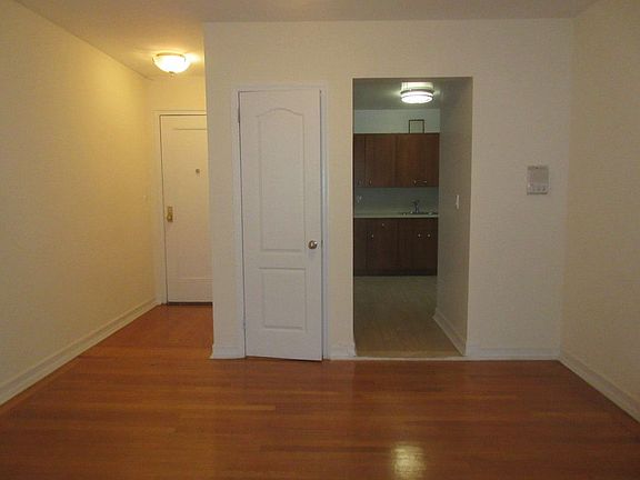 3rd image of 525 W 236th St APT 6D