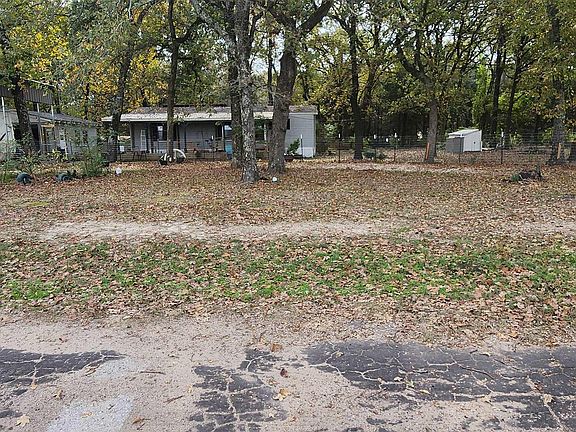 2nd image of 423 Vz County Road 4715