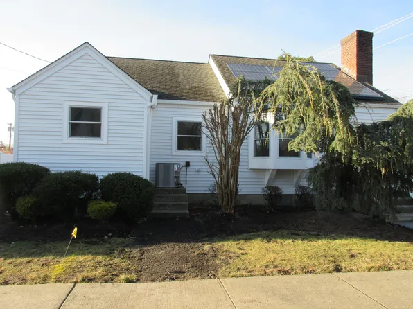 331 W Church St, Absecon, NJ 08201