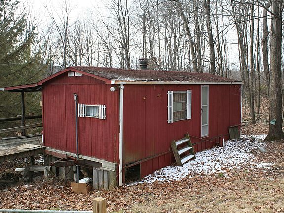 4th image of 412 Woodlawn Dr