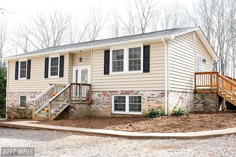 4083 Cricket Ln photo 1