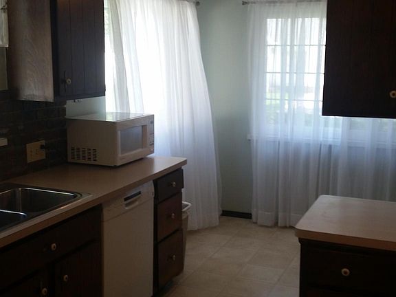 3rd image of 633 Palmetto Ave